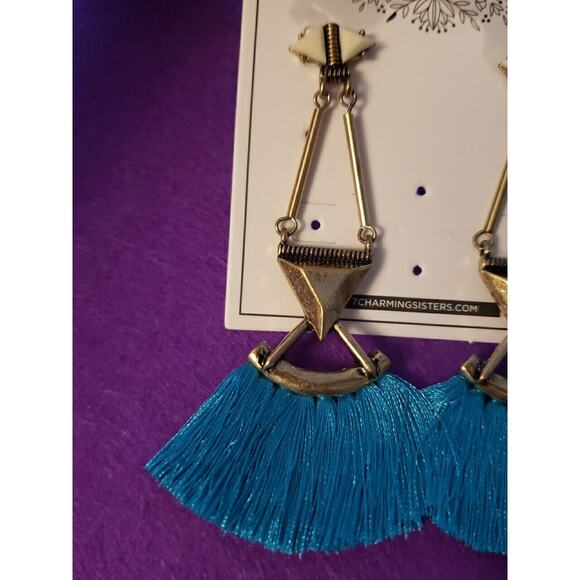Long Dangle Bright Blue Tassel Chandelier Style Earrings Brass Tone Pierced New - Picture 5 of 7